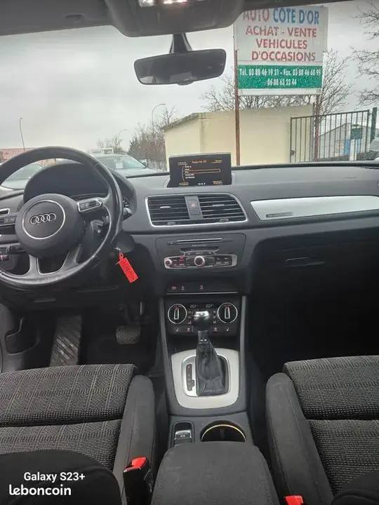 Audi Q3 2018 photo 5