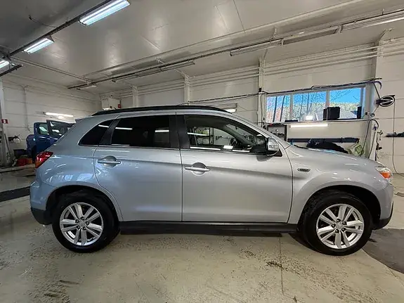 Mitsubishi Asx 2012 photo 3
