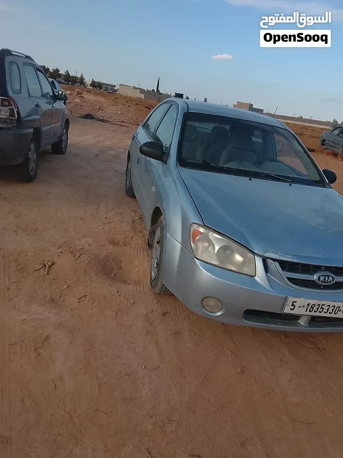 Kia Spectra 2005 photo 2