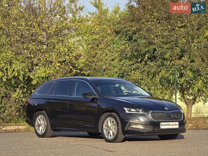 Skoda Octavia 2021 photo 4
