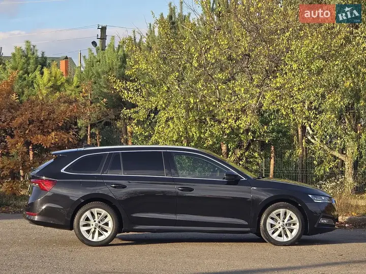 Skoda Octavia 2021 photo 5