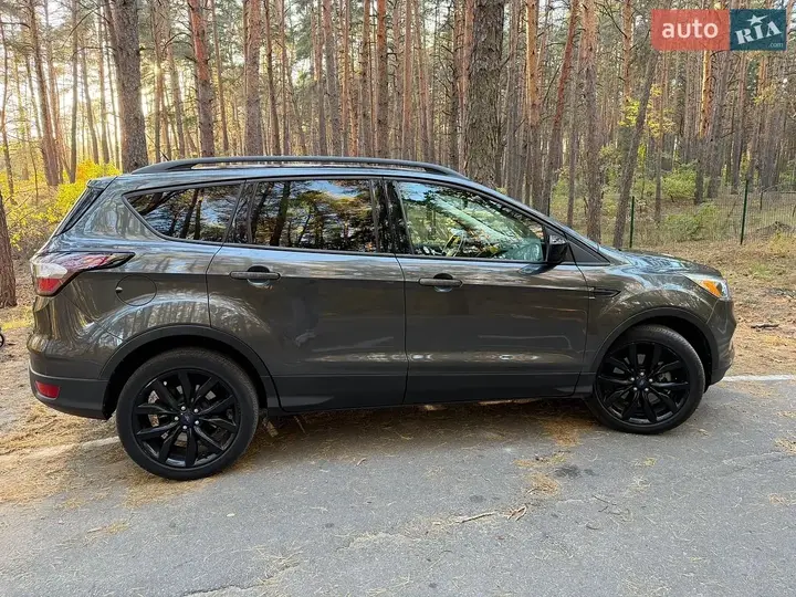 Ford Escape 2018 photo 5
