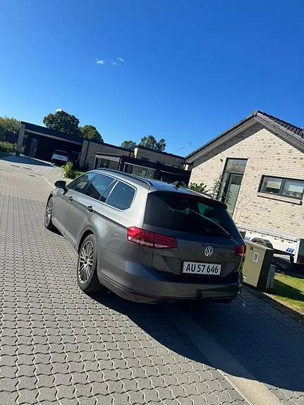 Volkswagen Passat 2016 photo 2