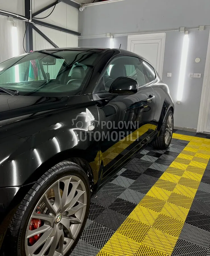 Alfa Romeo Mito 2011 photo 4