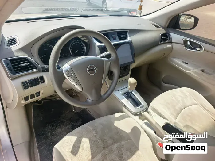 Nissan Sentra 2019 photo 2
