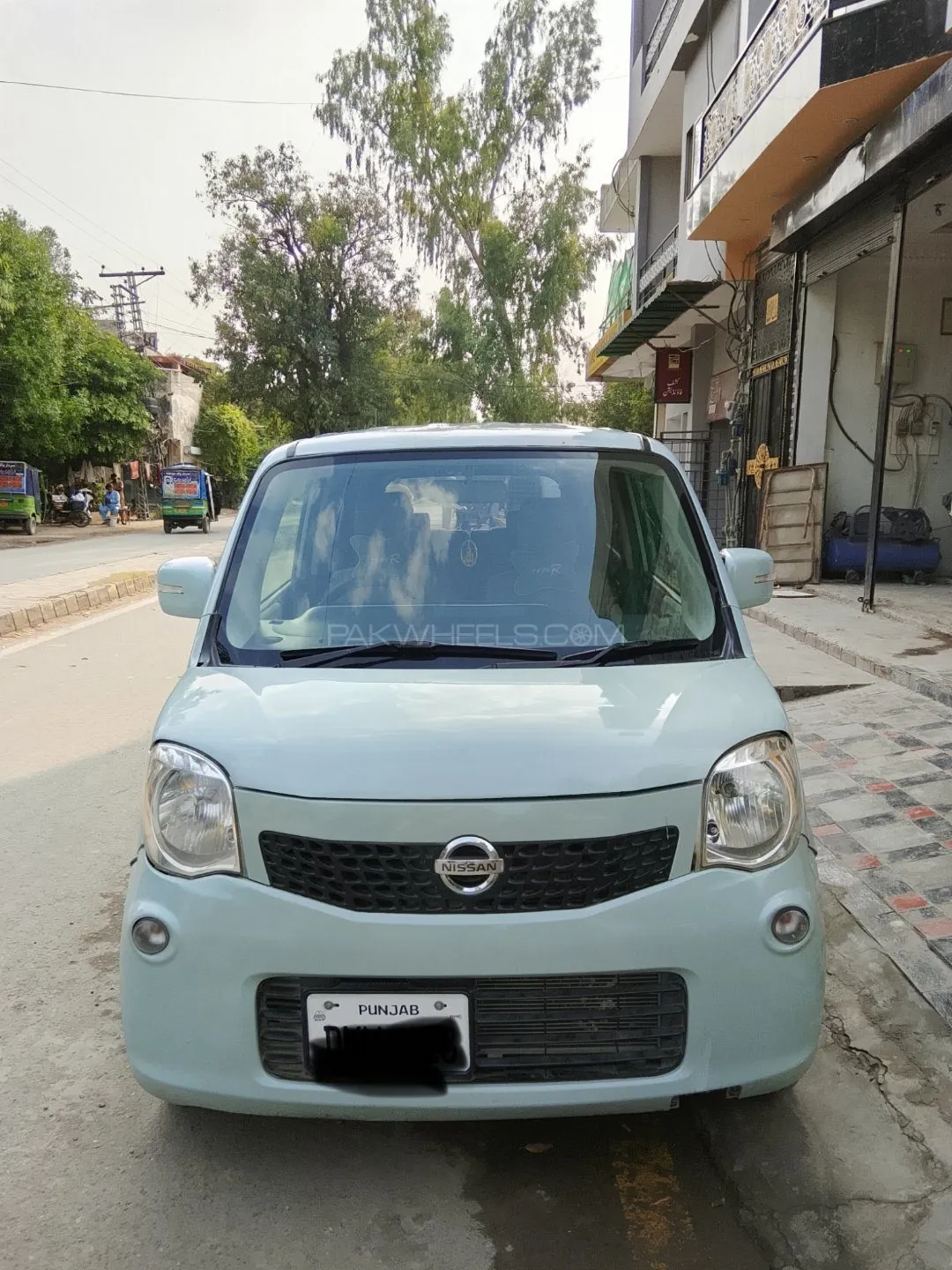 Nissan Moco