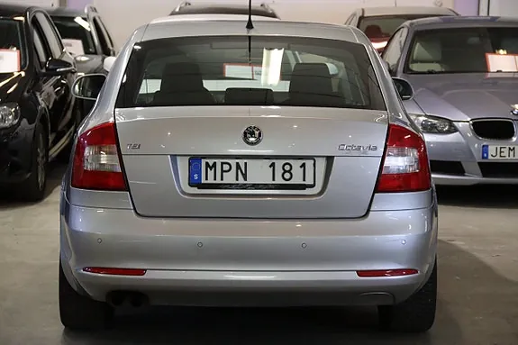 Skoda Octavia 2011 photo 4