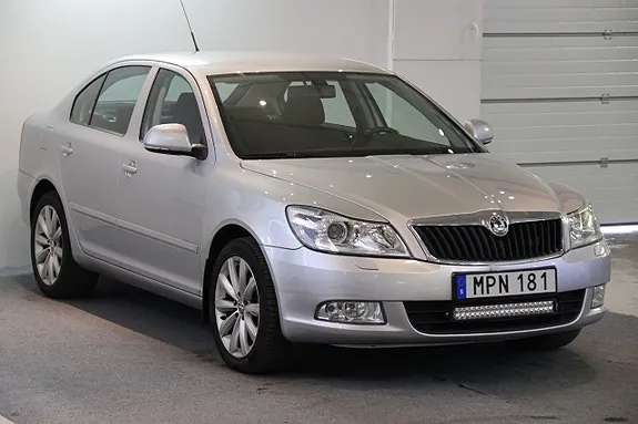 Skoda Octavia 2011 photo 3