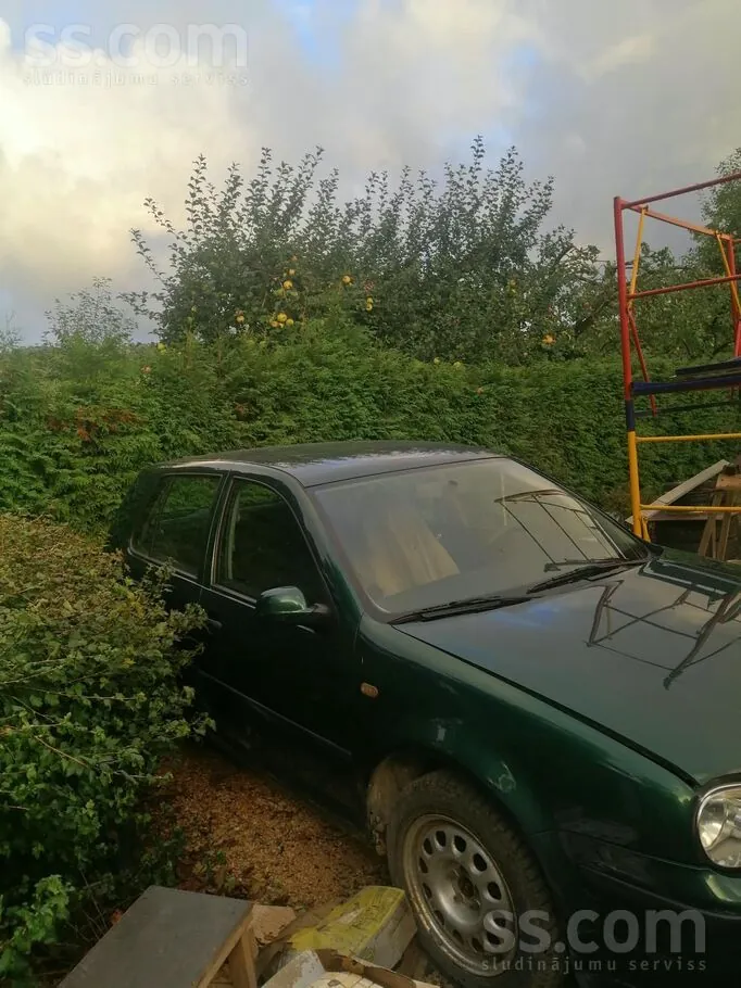 Volkswagen Golf 4 1999 photo 4