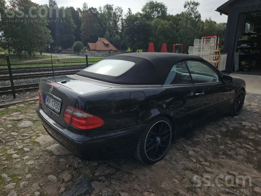 Mercedes-Benz Clk230 2000 photo 4