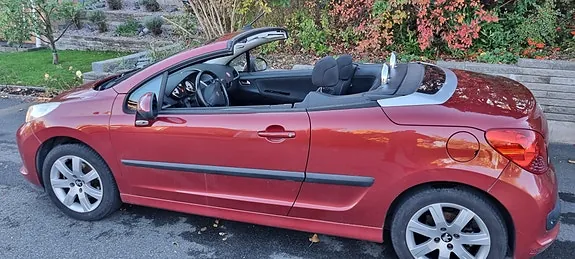 Peugeot 207 Cc 2008 photo 2