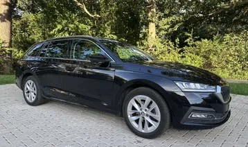 Skoda Octavia 2022 photo 3