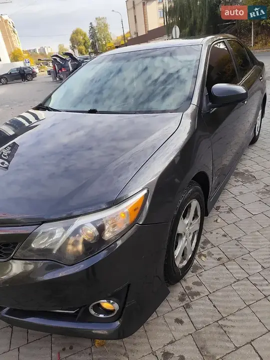 Toyota Camry 2014 photo 2