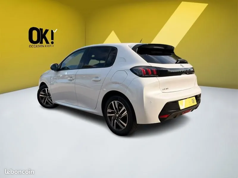 Peugeot 208 2021 photo 3