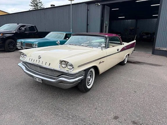 Chrysler Saratoga 1957 photo 2