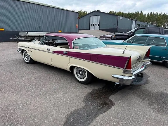 Chrysler Saratoga 1957 photo 4