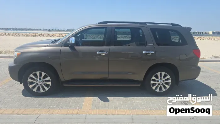 Toyota Sequoia 2014 photo 4