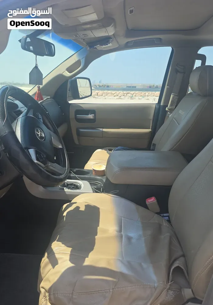 Toyota Sequoia 2014 photo 3