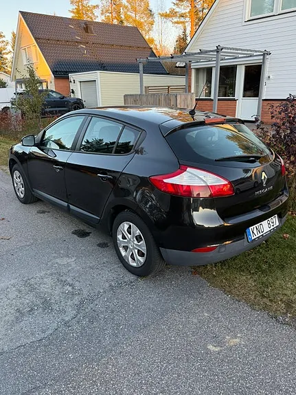 Renault Megane Iii 2010 photo 2