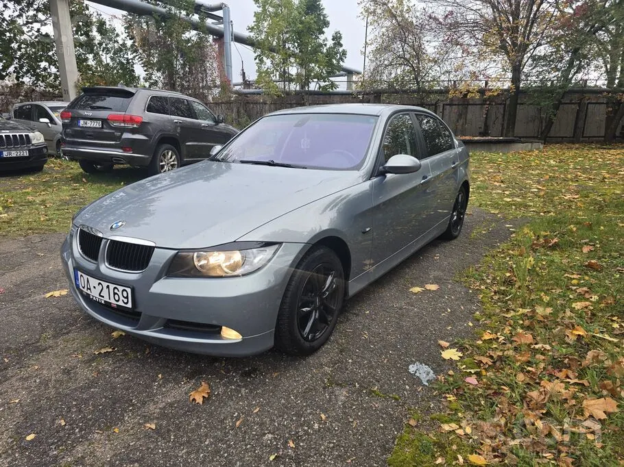 BMW E90 2006 photo 4
