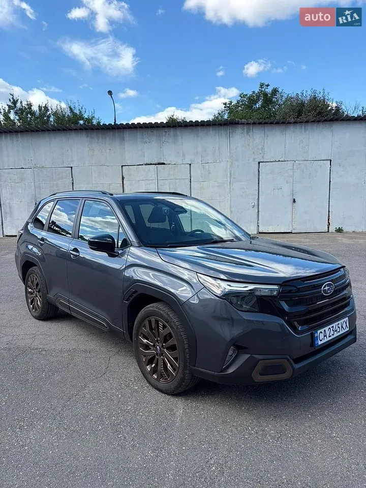 Subaru Forester 2024 photo 2