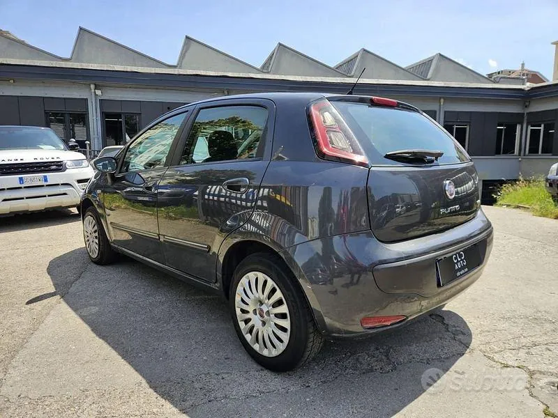 Fiat Punto 2010 photo 3