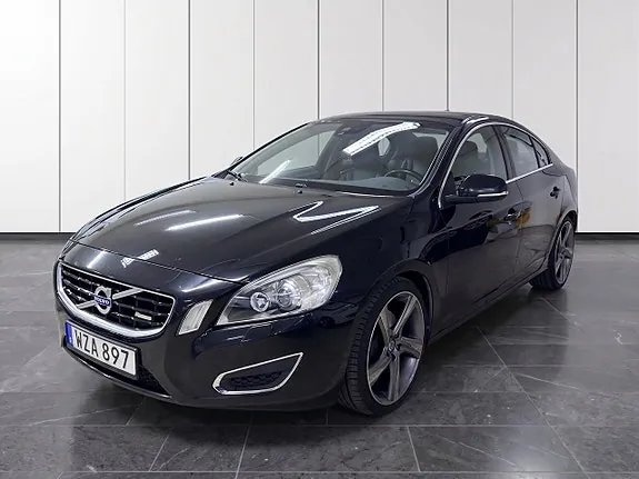 Volvo S60 2011 photo 2