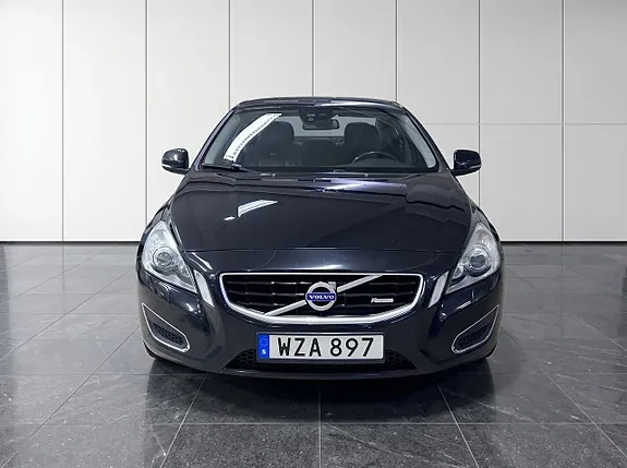 Volvo S60 2011 photo 3