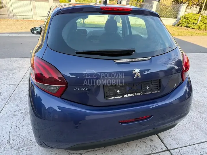 Peugeot 208 2016 photo 5
