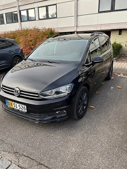 Volkswagen Touran 2019 photo 2