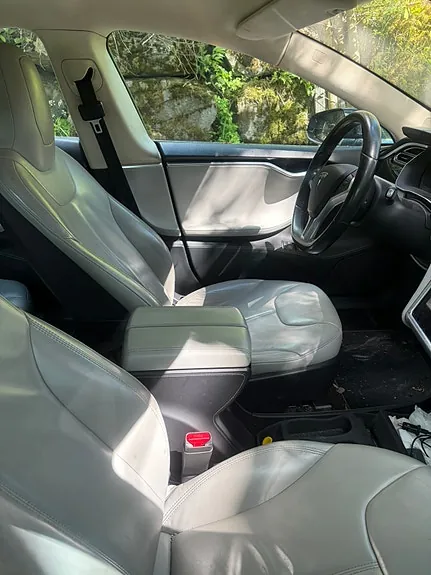 Tesla Model S 2014 photo 4