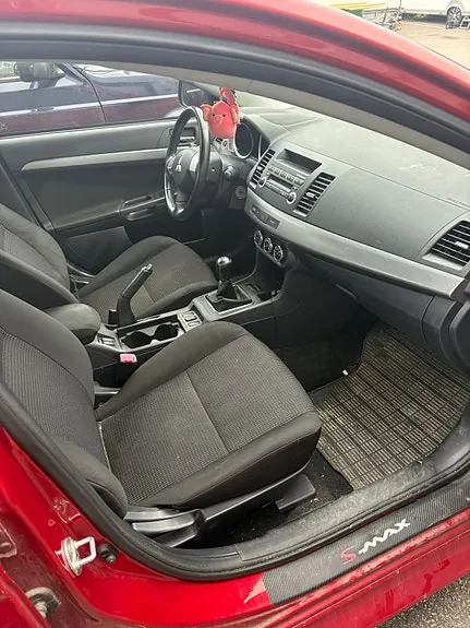 Mitsubishi Lancer 2011 photo 4