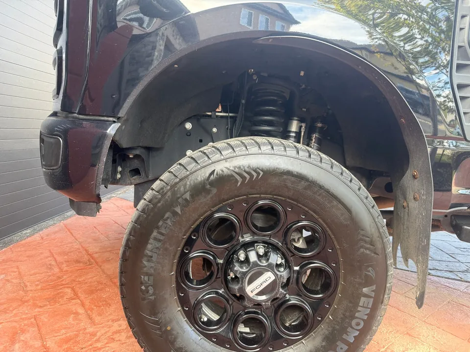 Ford F350 2023 photo 2