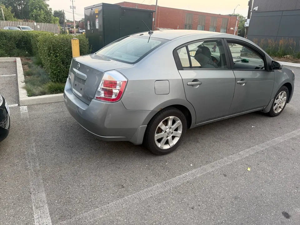 Nissan Sentra 2008 photo 4