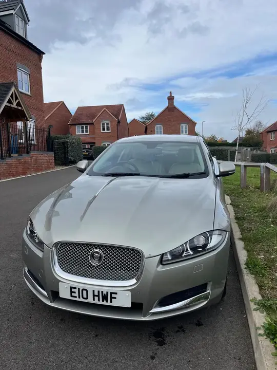 Jaguar Xf 2013 photo 2