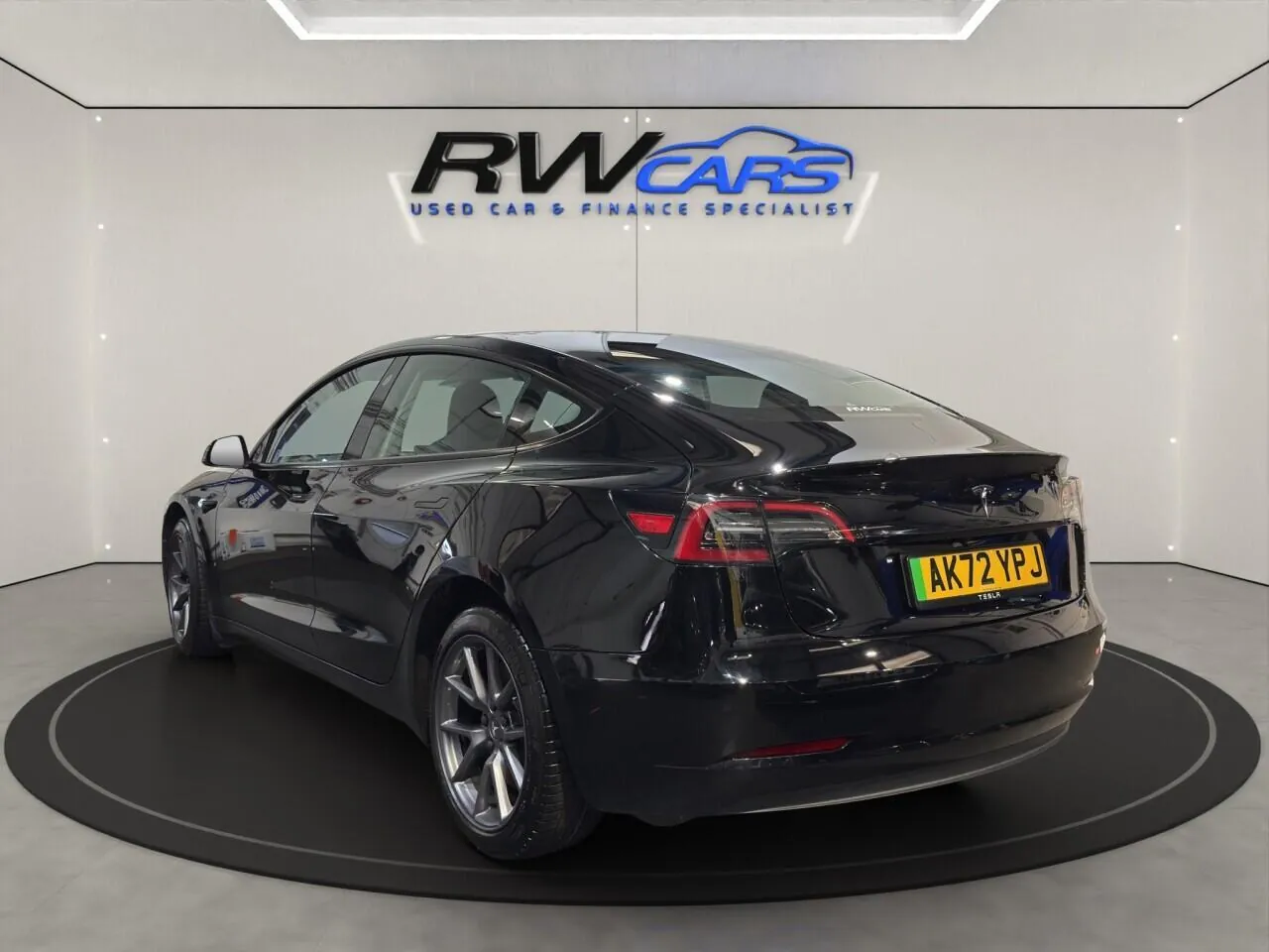 Tesla Model 3 2022 photo 3