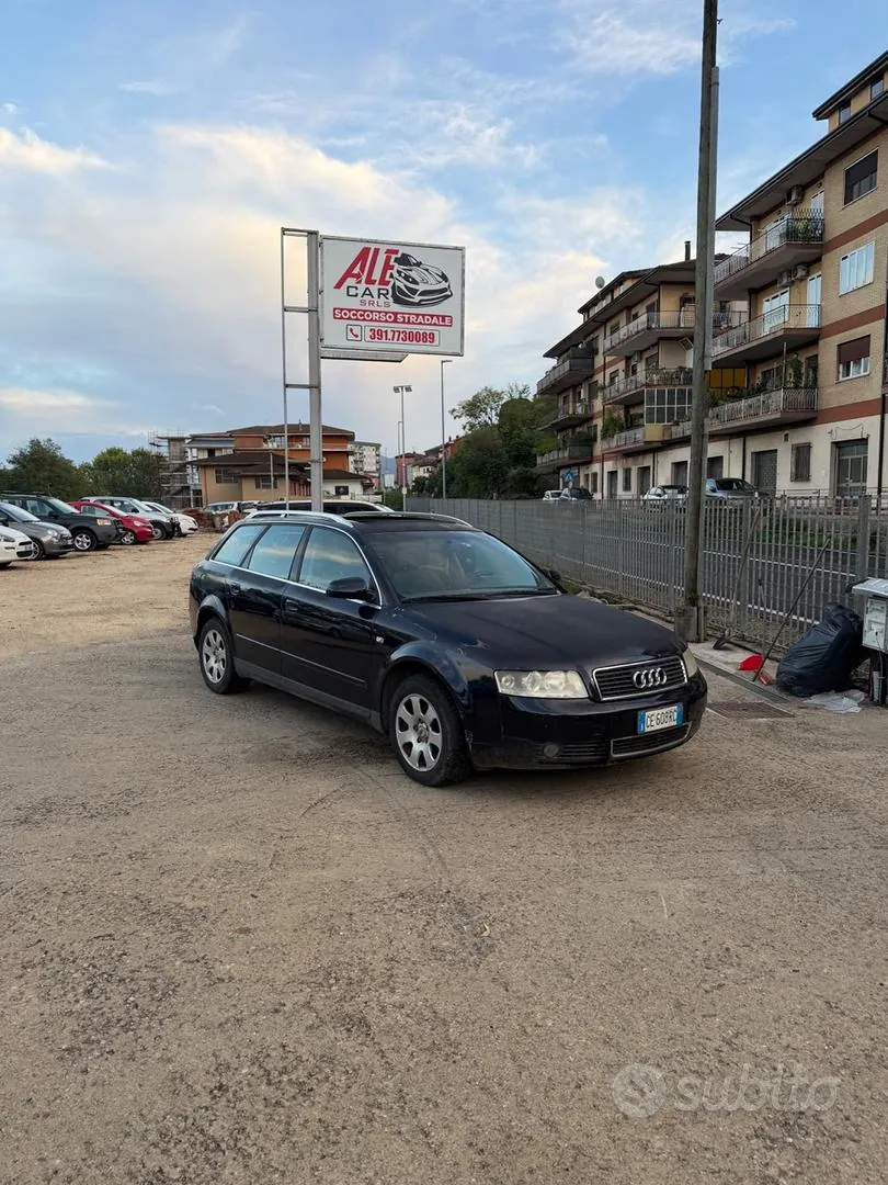Audi A4 2004 photo 3