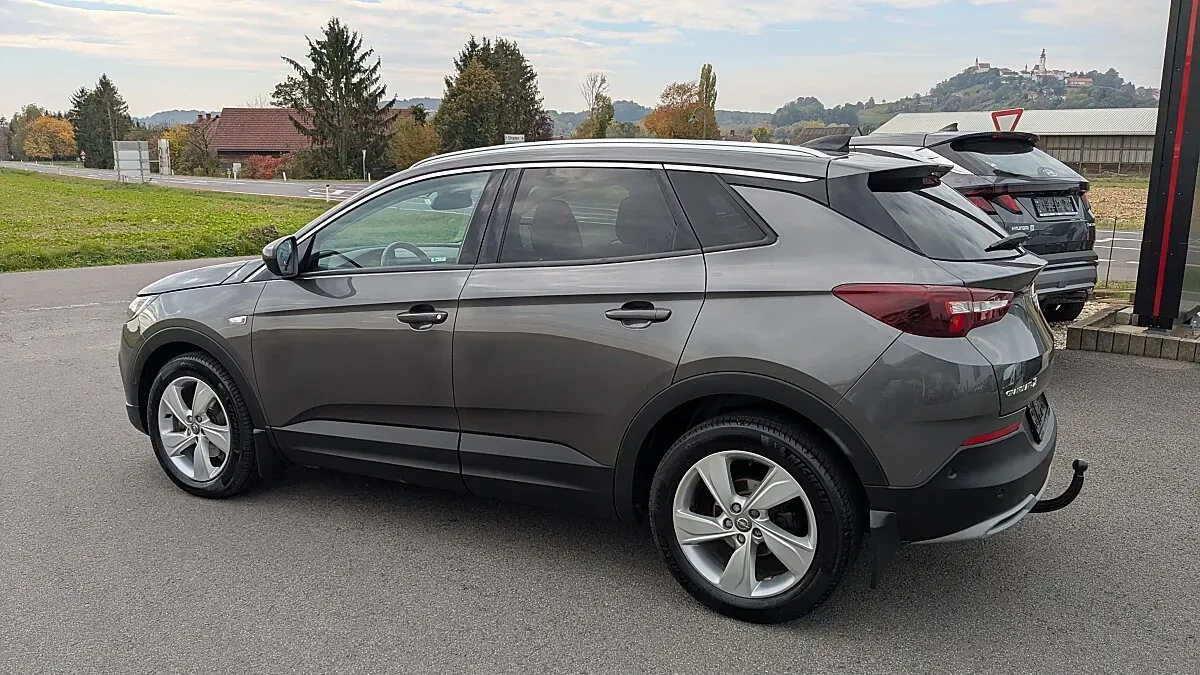 Opel Grandland X 2018 photo 2