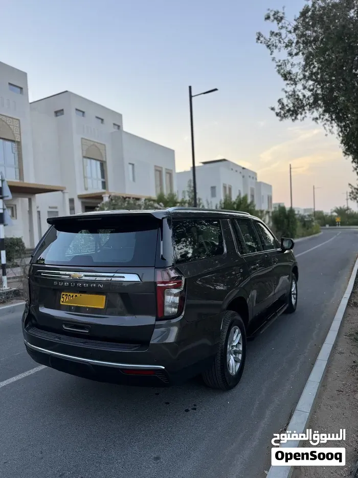Chevrolet Suburban 2021 photo 4