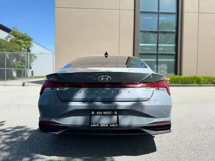 Hyundai Elantra 2023 photo 4