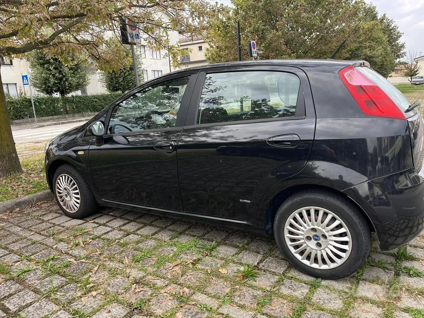 Fiat Grande Punto 2007 photo 3