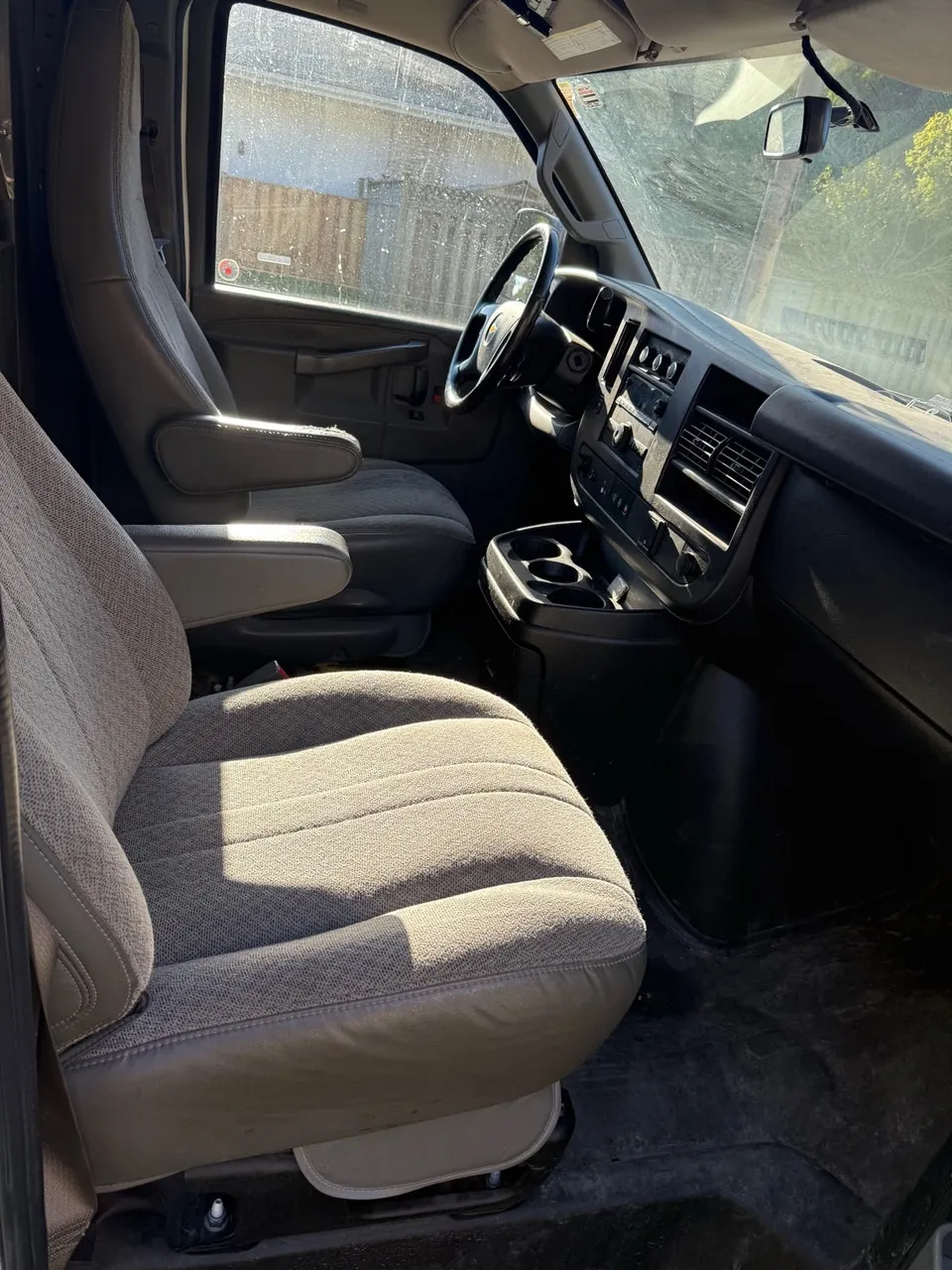 Chevrolet Express 2019 photo 3