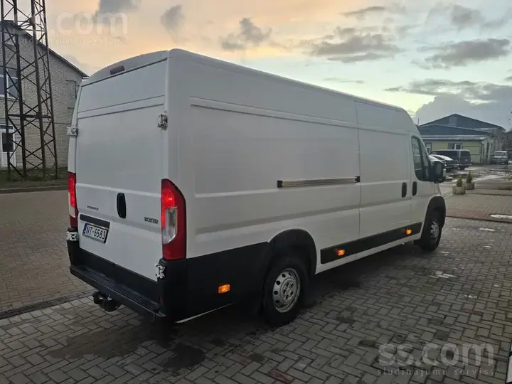 Peugeot Boxer 2020 photo 4