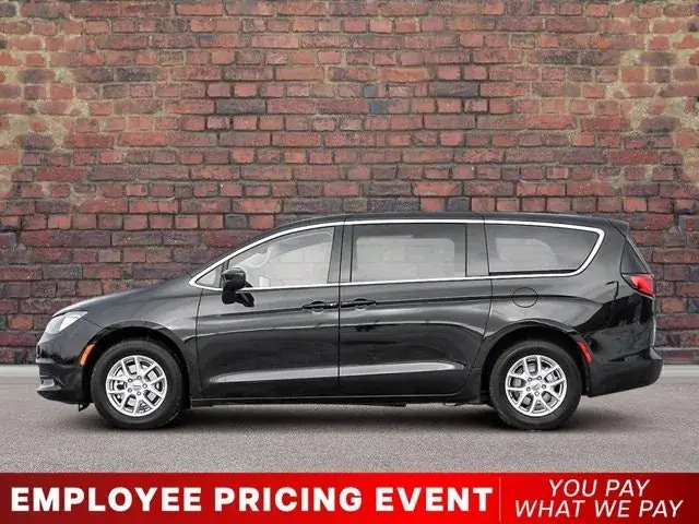 Chrysler Grand Caravan 2026 photo 3