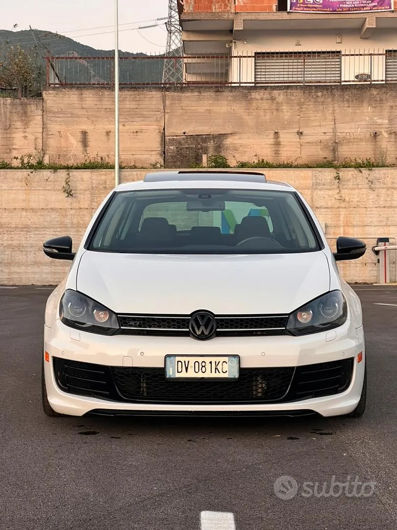 Volkswagen Golf 2009 photo 2