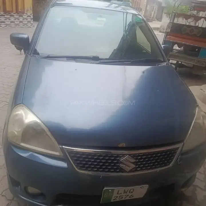 Suzuki Liana