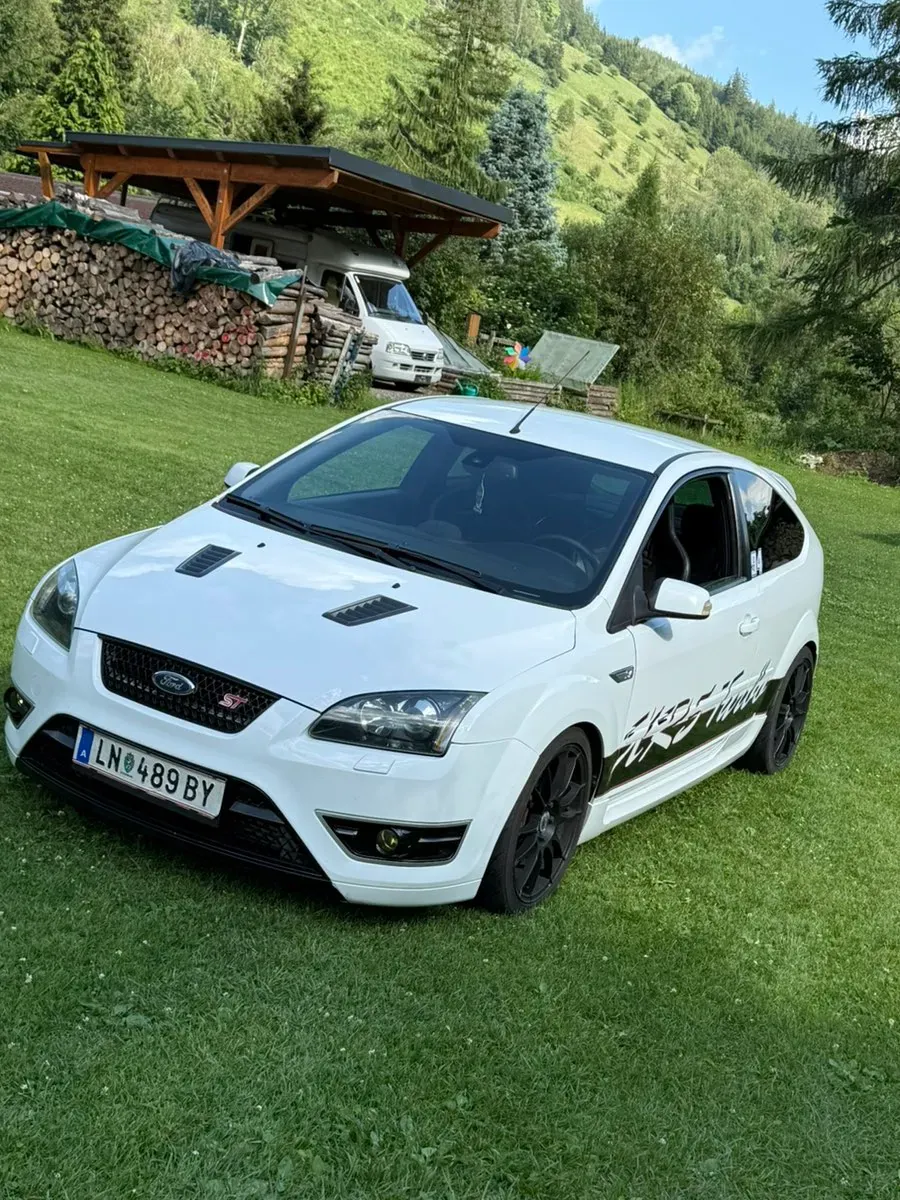 Ford Focus 2006 photo 3