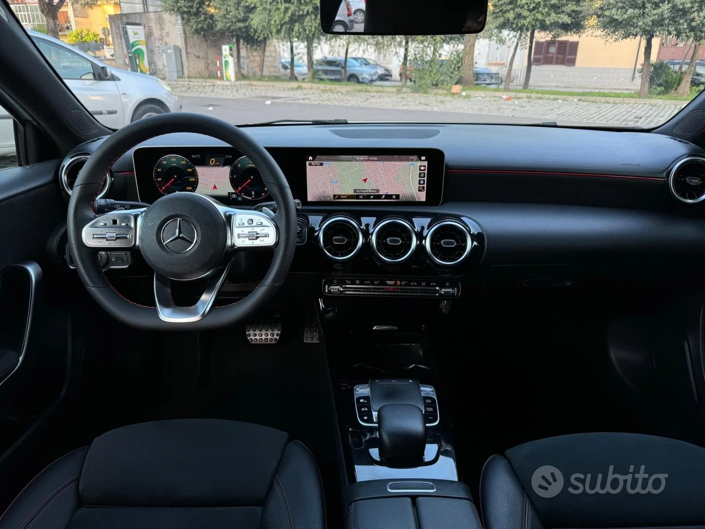 Mercedes-Benz A 180 2018 photo 4