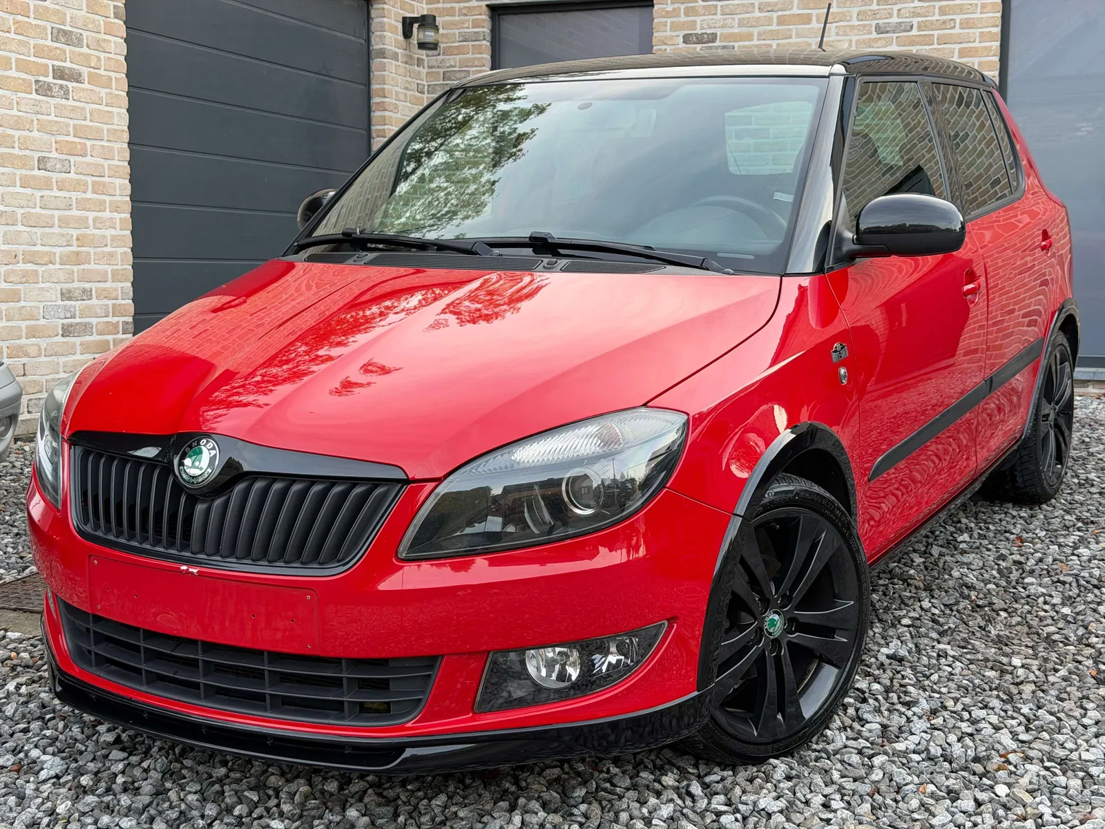 Skoda Fabia 2013 photo 2