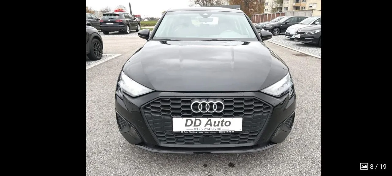 Audi A3 2022 photo 2
